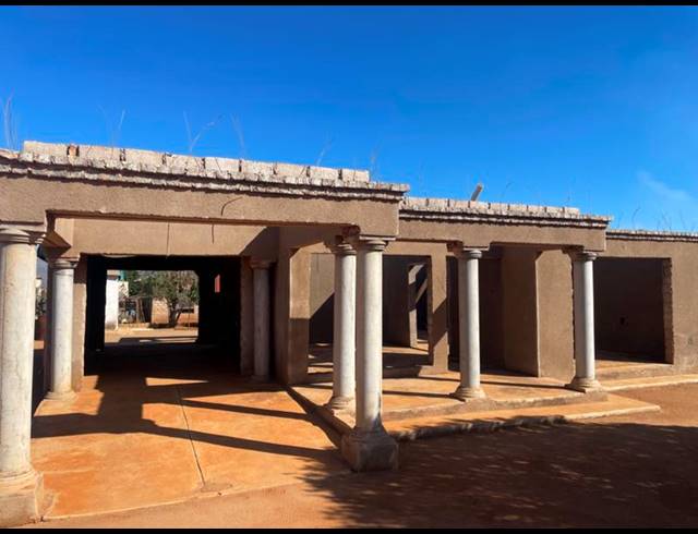 5 BEDROOM HOUSE FOR SALE IN MADIBA